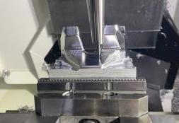 四軸同動-龍頭座